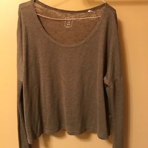 Long sleeve crop top